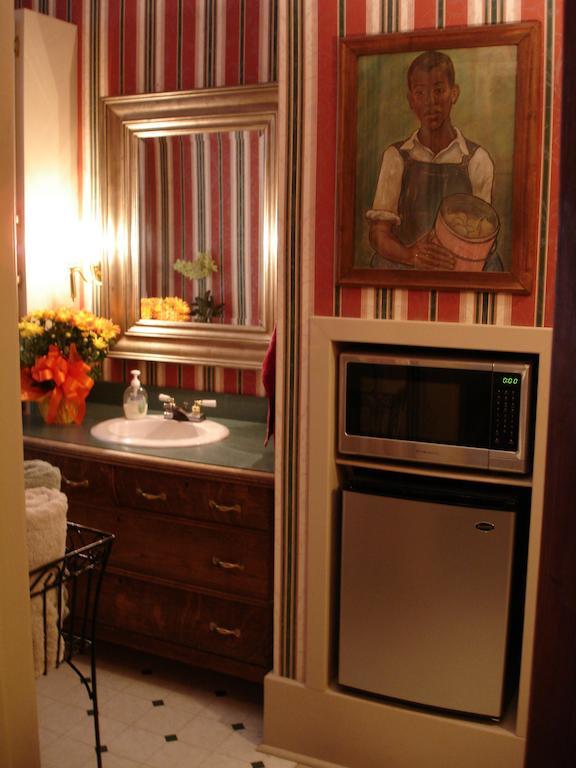 The Lattice Inn Montgomery Rum bild